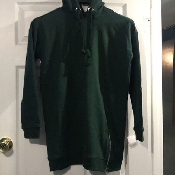 sweater sz Small - Picture 2 of 7